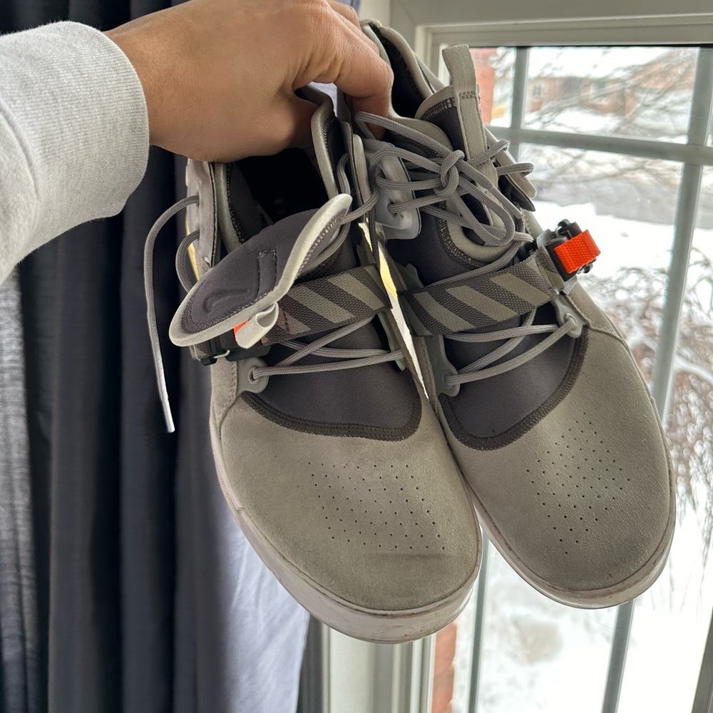 For sale: Nike Air Max 270 wolf grey Plus Orange Grey Sneakers, Size 12 !